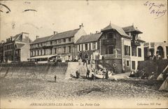 CPA Arromanches Les Bains La Petite Cale