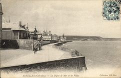 CPA Asnelles La Digue De Mer Et Les Villas