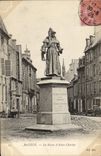 POSTAL Bayeux de la VENDIMIA la estatua de Alain Chartier