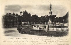 CPA Bayeux La place du chateau