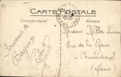 Fuente de Bayeux de la POSTAL de la VENDIMIA y lugar del mercado