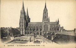 CPA Bayeux Le cathedrale prise de l'ancien eveche 