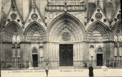 CPA Bayeux La Cathedrale Les portails