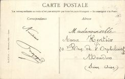 Casquillos de Bayeux de la POSTAL de la VENDIMIA de la muchacha del ayer de Caen y de lepisosteus del traje del folklore de Bayeux