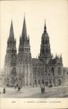 CPA Bayeux La Cathedrale Vue d'ensemble 