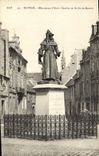 CPA Bayeux Monument d'Alain Chartier et grille de Moutier 