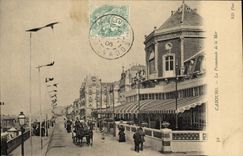 CPA Cabourg La Promenade de la Mer