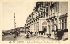 CPA Cabourg Le Grand Hotel et la Digue