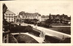 CPA Cabourg Les Jardins du Casino