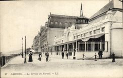 POSTAL Cabourg de la VENDIMIA la terraza de Kursaal