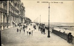 CPA Cabourg La Terrasse