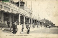 POSTAL Cabourg de la VENDIMIA la terraza de los ciclos de Kursaal Velo
