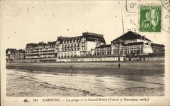 CPA Cabourg La Plage et le grand hotel