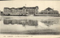 CPA Cabourg La Plage et le Grand Hotel 