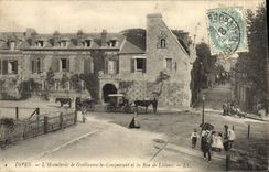 CPA Dives L'Hostellerie de Guillaume le Conquerant et la Rue de Lisieux 