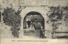 VINTAGE POSTCARD Divine L'Hostellerie of William the Conqueror Main entrance