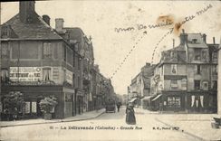 VINTAGE POSTCARD Delivrande Main street