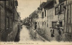 CPA Lisieux La touques au pont de caen