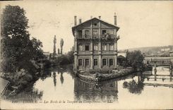 CPA Lisieux Les bords de la touques au camp Franc