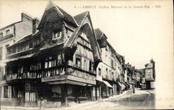 CPA Lisieux Vieilles maisons de la grande rue