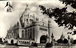 CPM Lisieux Vue vers la basilique