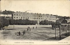CPA Lisieux La Caserne Delaunay Militaria