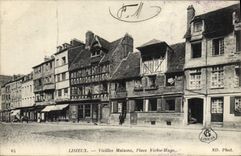 CPA Lisieux Maisons place victor hugo