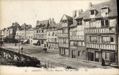 CPA Lisieux vieilles maisons rue au Char