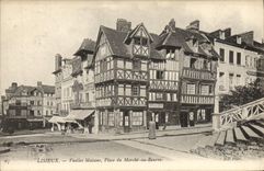 CPA Lisieux vieilles maisons place du marche au beurre
