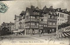 CPA Lisieux Vieilles maisons place du marche au beurre