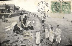VINTAGE POSTCARD Luc On sea