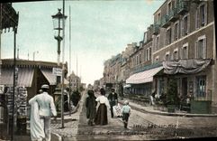 VINTAGE POSTCARD Luc On sea rL street of the great East the hotel of the Families