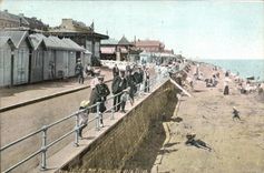 VINTAGE POSTCARD Luc on paersective sea of the dam