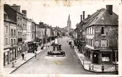 CPA Livarot rue du marechal foch