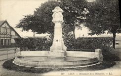 VINTAGE POSTCARD Caen Monument of Reciprocity