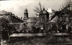 CPMA Le carmel de Lisieux vue prise a l'interieur de la cloture 