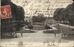 CPA Lisieux Le Jardin Public 