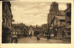 CPA Lisieux Place du Marche au Beurre 
