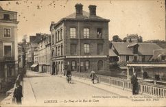 CPA Lisieux Rue Le Pont et la Rue de Caen Manufacture de chaussures