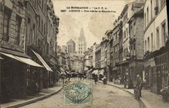 POSTAL Lisieux de la VENDIMIA una vista de la calle principal