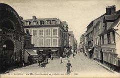 CPA Lisieux La Rue Pont Mortain et la Halle aux Bles 