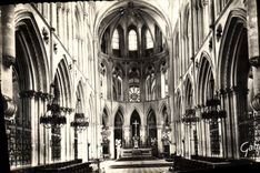 VINTAGE POSTCARD Caen Chorus and sanctuary of the abbey to the men