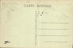 CPA Deauville la plage fleurie le bassin des yachts Bateaux