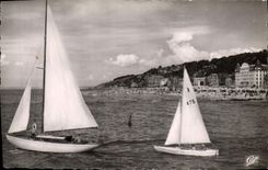 VINTAGE POSTCARD Deauville the queen of the beaches yachts and the beach Boats