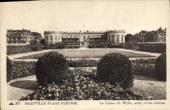 CPA Deauville plage fleurie le casino vu des jardins