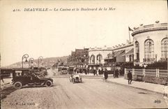VINTAGE POSTCARD Deauville E caino and the boulevard of the sea