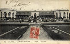 CPA Deauville la plage fleurie le casino