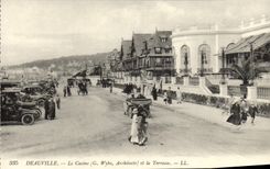 CPA Deauville la Le casino et la terrasse