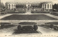 CPA Deauville Le casino et les jardins