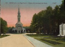 CPA Deauville La plage fleurie l'eglise et le monument aux morts